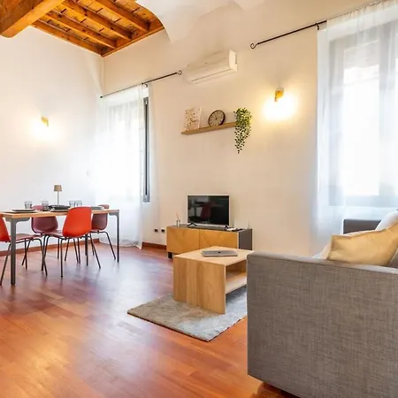 Apartment Modern In The Center 500m From The Estense Castle Ferrara