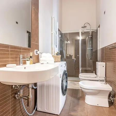 Modern In The Center 500m From The Estense Castle Apartment